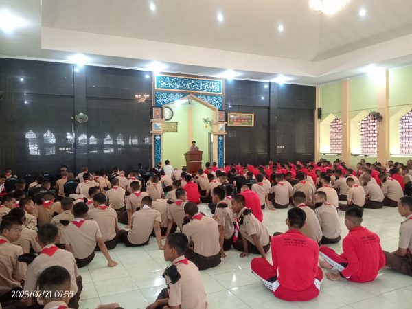 Menyemai Literasi Arab Melalui Aksara Pegon