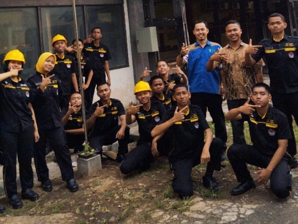 Kolaborasi Antar Jurusan dalam Projek PJU Otomatis