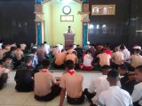 Khutbah Jumat di SMKN Jateng Semarang Tekankan Sabar dan Solidaritas Hadapi Musibah
