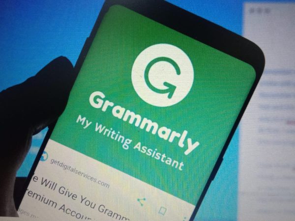 Grammarly sebagai Media Inovatif dalam Meningkatkan Keterampilan Menulis Siswa di Era Digital