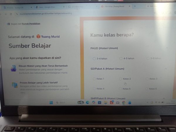 Pemanfaatan Ruang MURID pada Ruang GTK dalam Pembelajaran Bahasa Inggris
