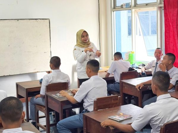 Paradigma Baru Pendidikan SMK dalam Menghadapi Dunia Kerja