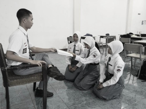 Menghidupkan Kembali Sejarah di Tengah Generasi Z melalui Historical Reenactment